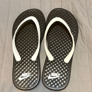 Nike Black and White Sandals